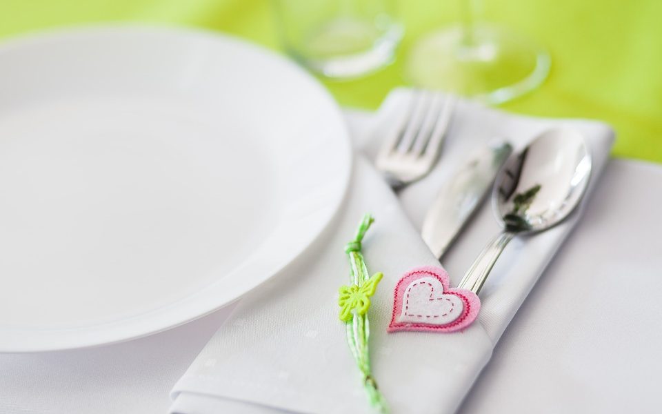 Cubiertos decorados con corazón