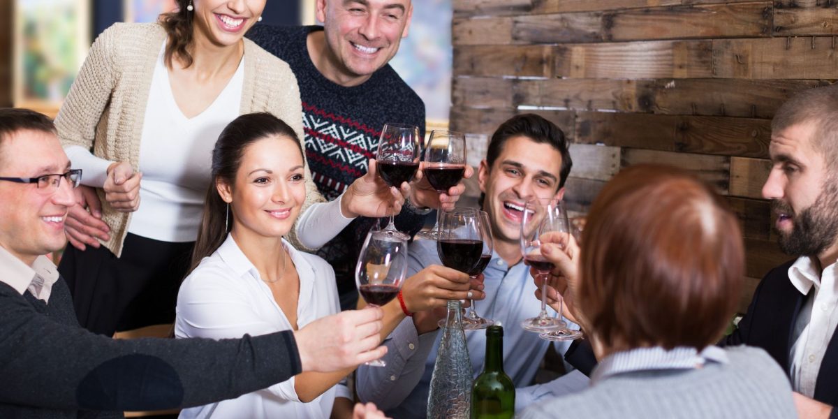 Celebrando la comida de empresa cerca de Terrassa en nuestro restaurante